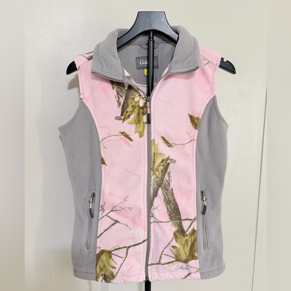 Cabela's Pink & Gray Fleece Realtree Camouflage Vest - Girls
